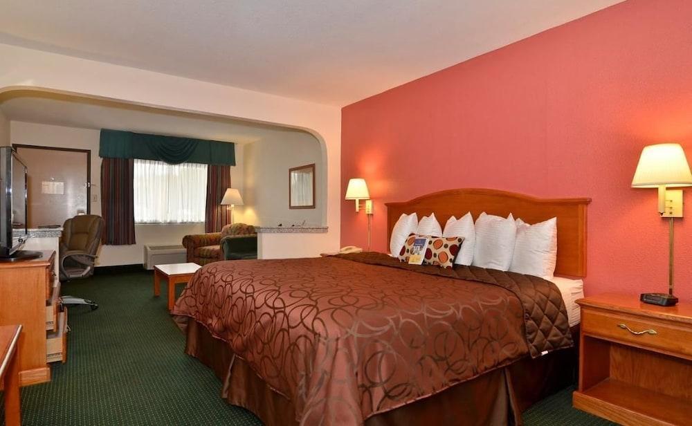 Econo Lodge Inn & Suites Мемфис Екстериор снимка