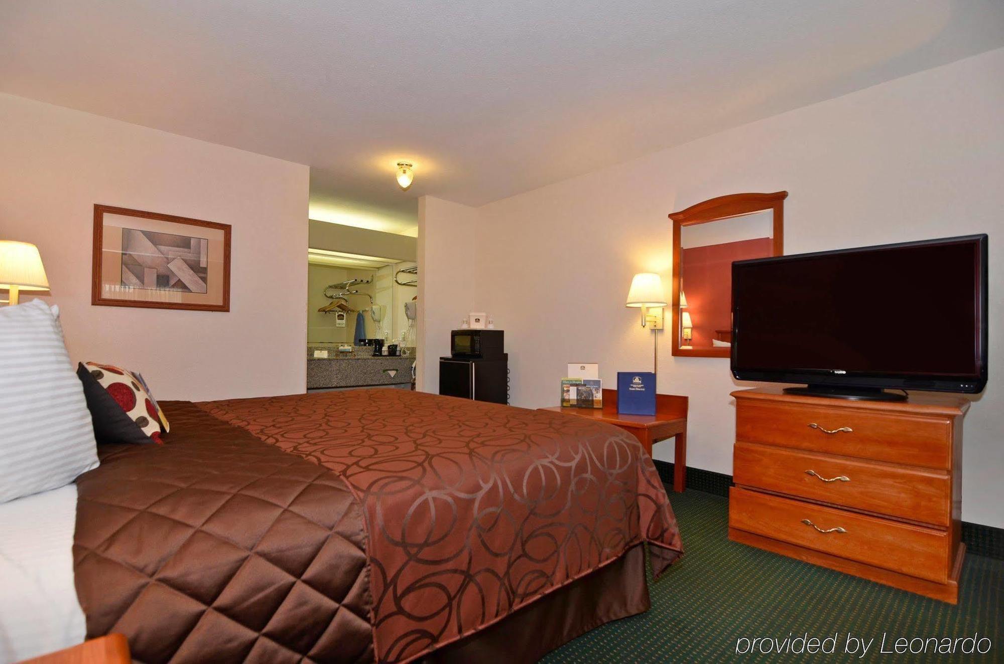 Econo Lodge Inn & Suites Мемфис Стая снимка