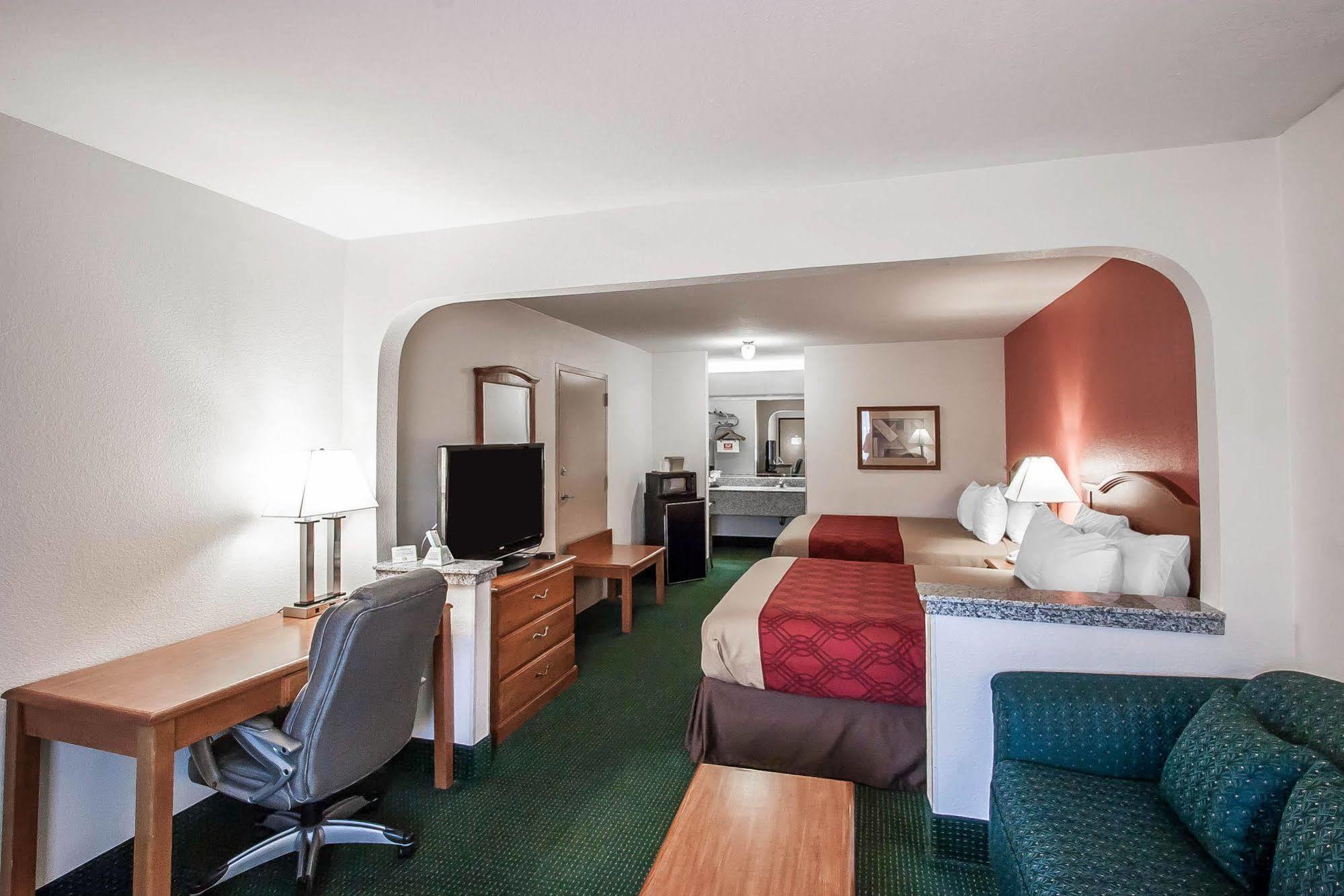 Econo Lodge Inn & Suites Мемфис Екстериор снимка